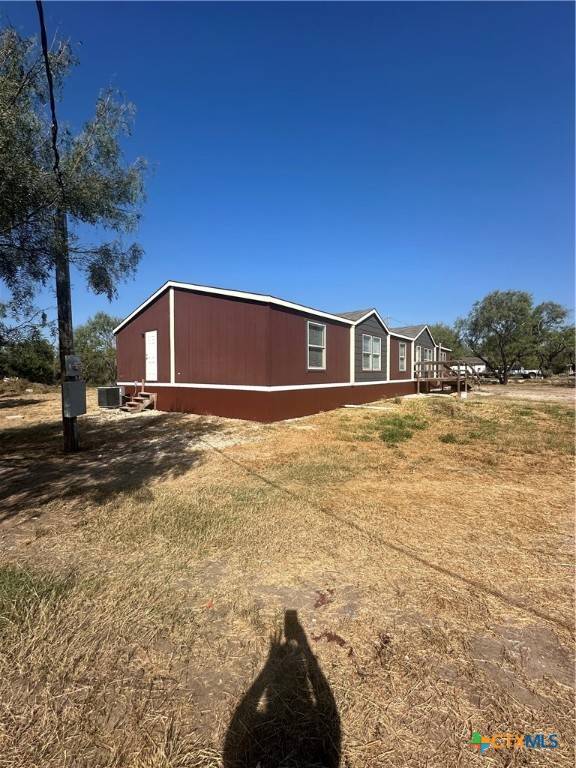 Christine, TX 78012,211 N 8th