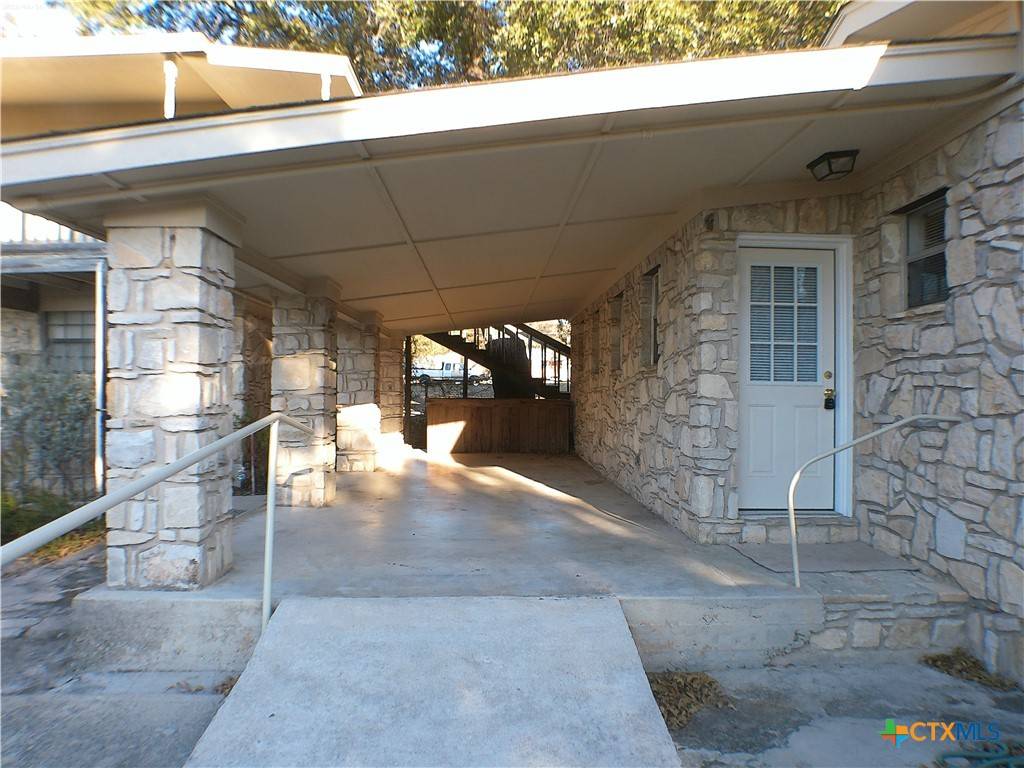 Lampasas, TX 76550,503 E Avenue G