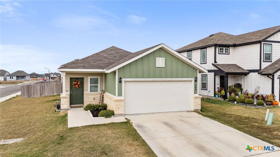 New Braunfels, TX 78130,740 Sweetgrass