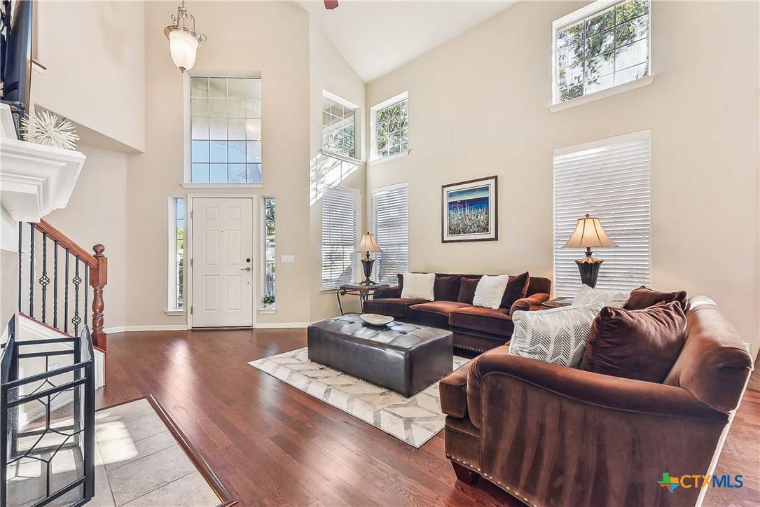 Austin, TX 78735,7901 Southwest Pkwy #14