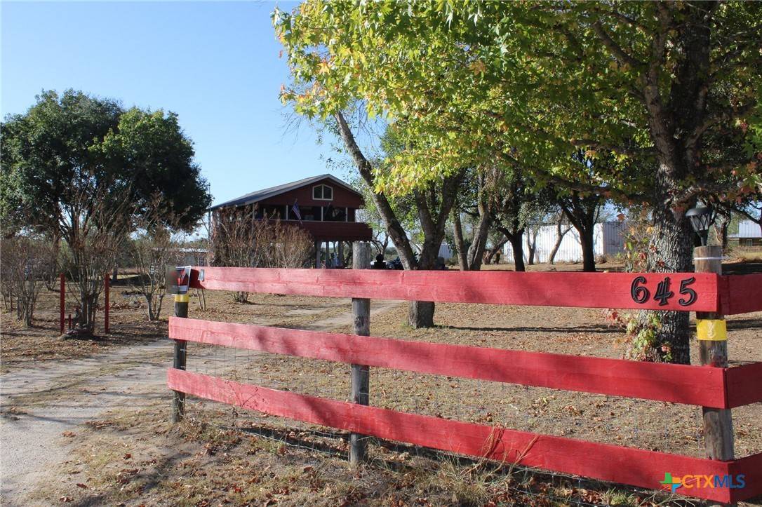 Seguin, TX 78155,645 Pleasant Acres DR