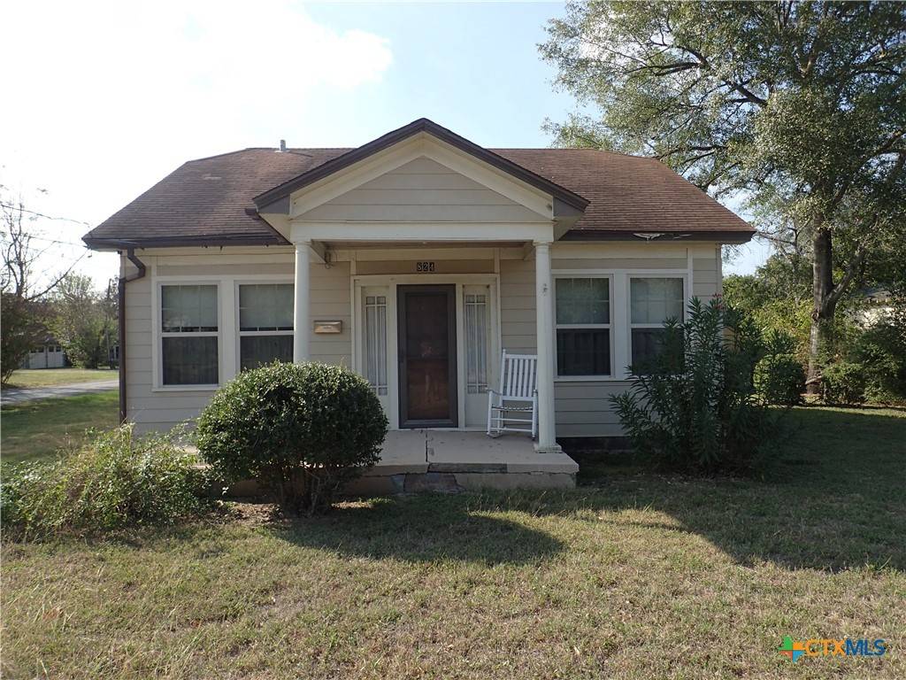 Luling, TX 78648,824 S Laurel AVE