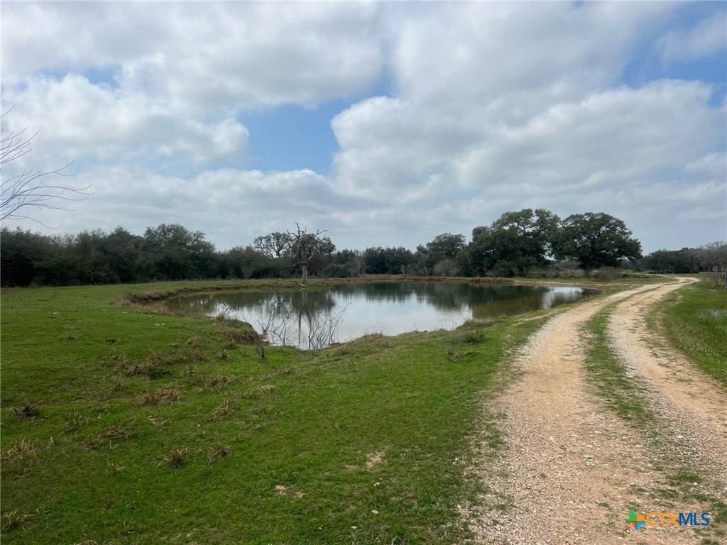 Hallettsville, TX 77964,00 CR 15A RD