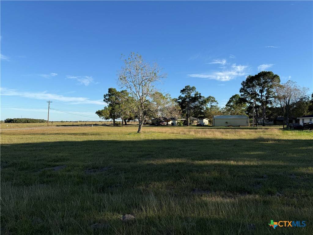 Inez, TX 77968,201 Michael ST