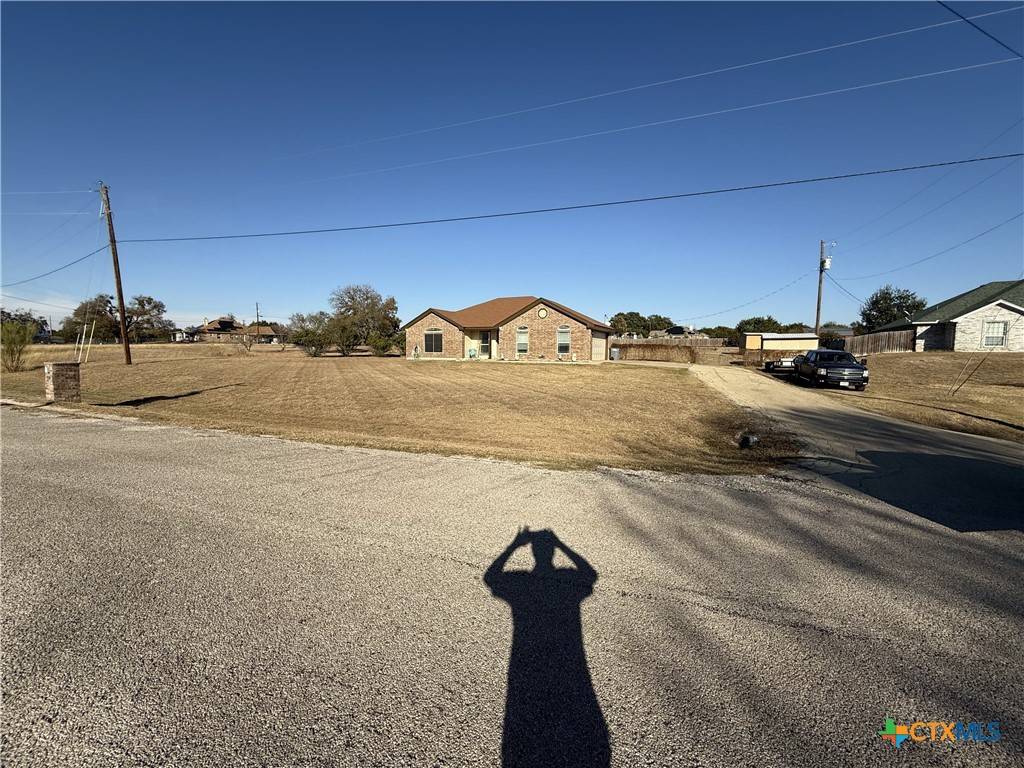 Kempner, TX 76539,970 County Road 3350