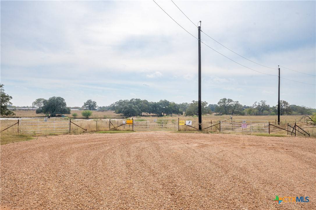 Harwood, TX 78632,956 Johnson Farms RD