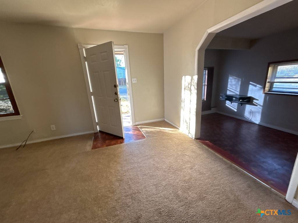 Killeen, TX 76543,1502 Massey ST