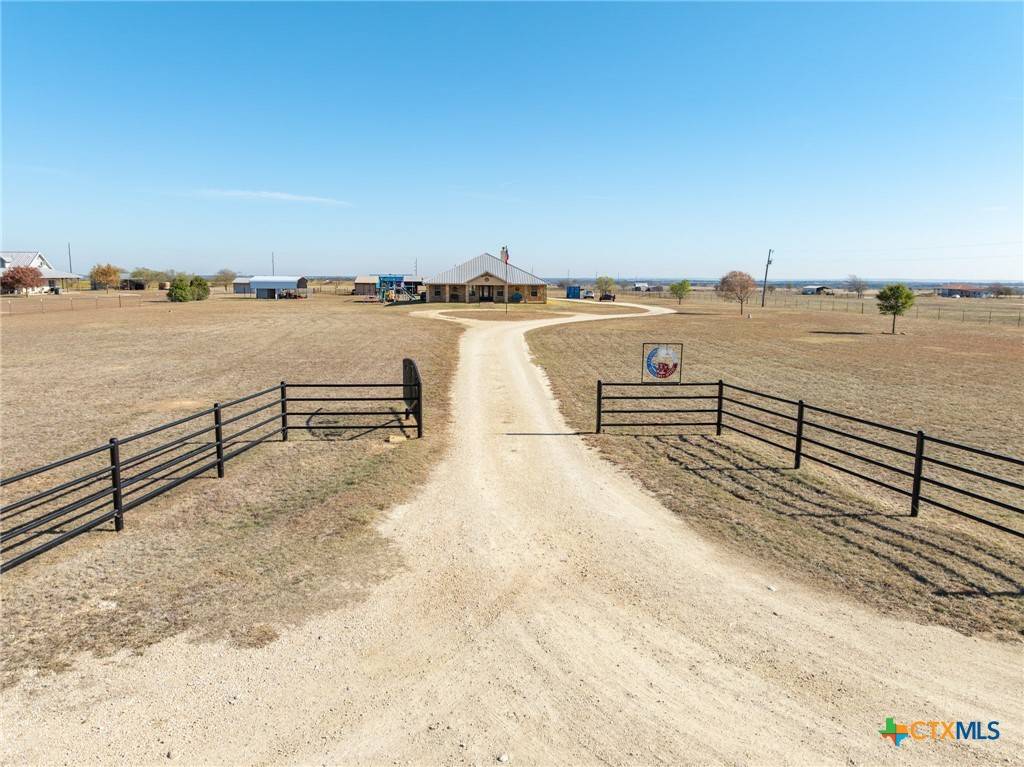 Mcgregor, TX 76657,1986 Rattler Hill RD