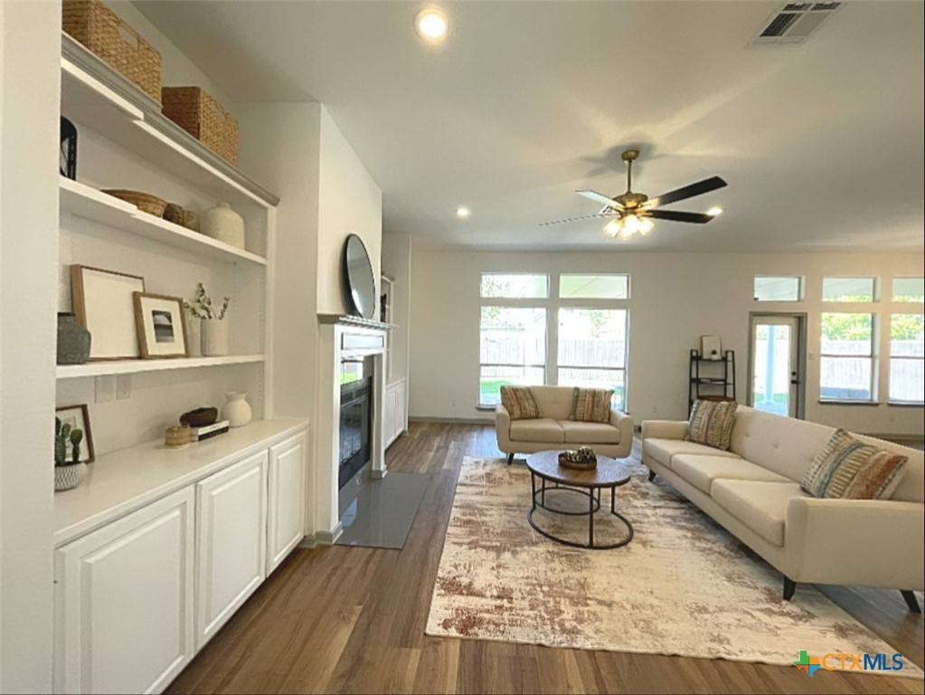 Temple, TX 76502,5712 Meadow Wood DR