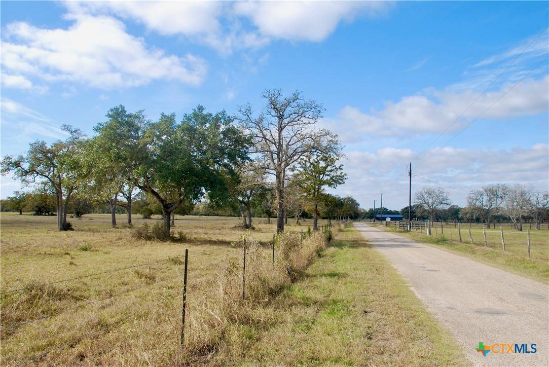 Hallettsville, TX 77964,TBD County Road 135