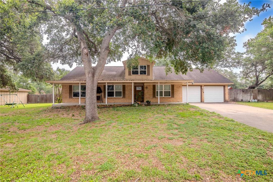 Victoria, TX 77905,108 W Acorn DR