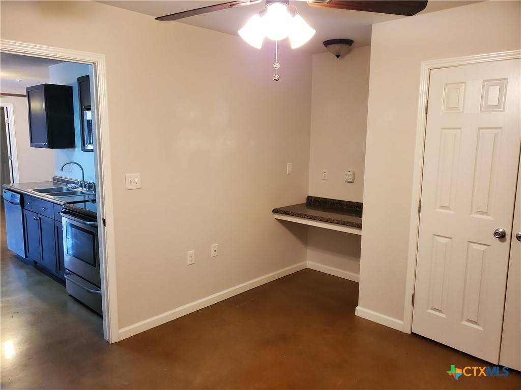 Seguin, TX 78155,1037 W Court ST #C