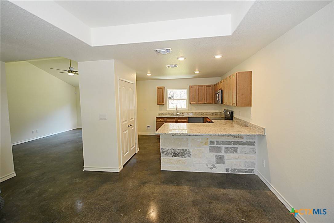 Spring Branch, TX 78070,3390 Contour DR