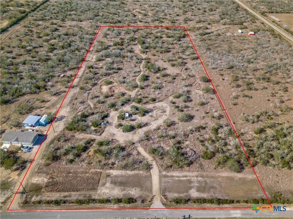 George West, TX 78022,259 County Road 116