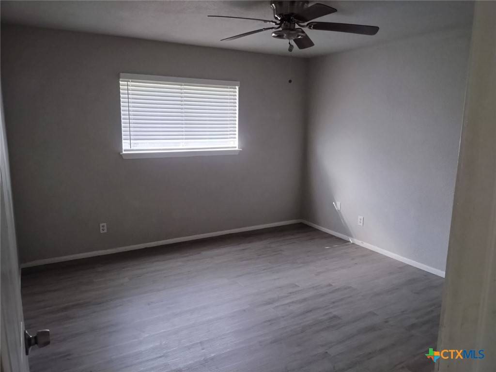 Seguin, TX 78155,300 Milam ST #5