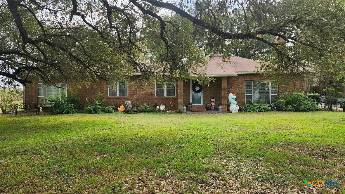 Yoakum, TX 77995,347 Giles RD