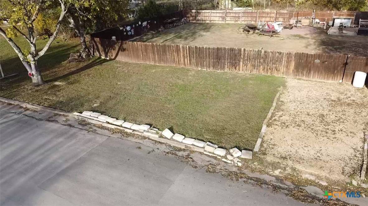 New Braunfels, TX 78130,355 S Plum AVE