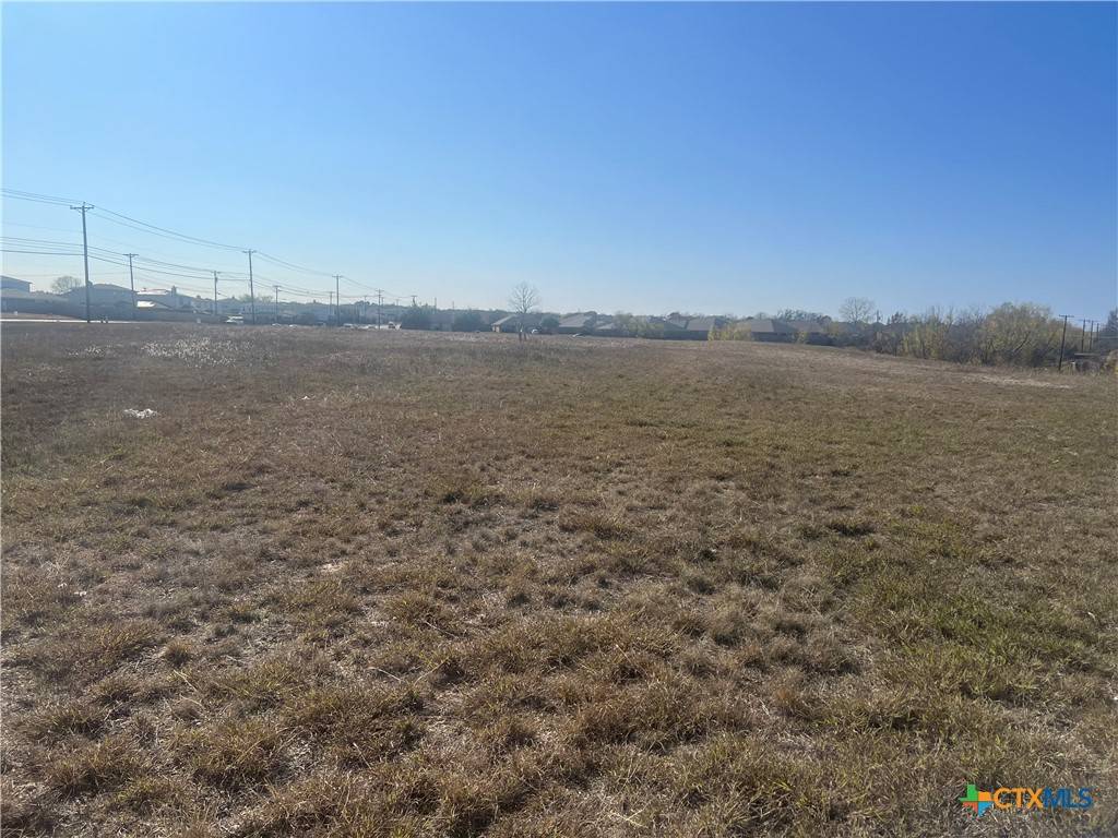 Killeen, TX 76542,5201 S W S Young DR
