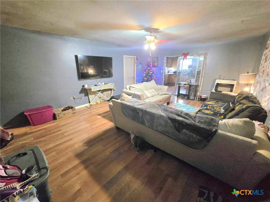 Eddy, TX 76524,221 Horseshoe BND