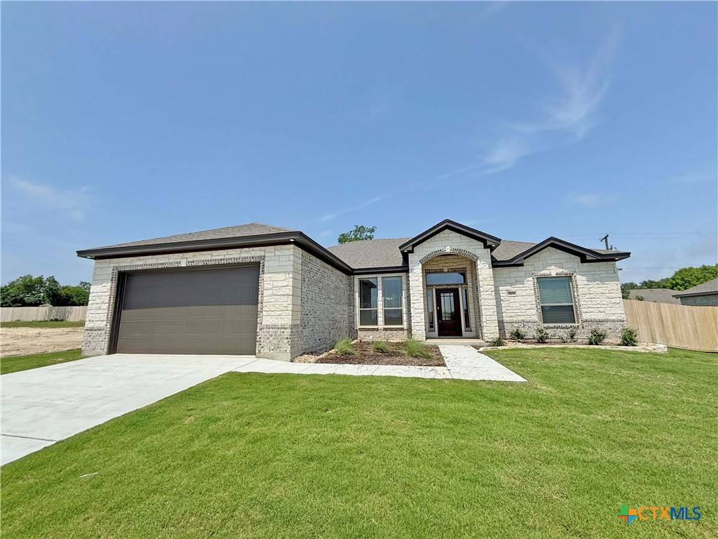 Lorena, TX 76655,203 Lasso LOOP