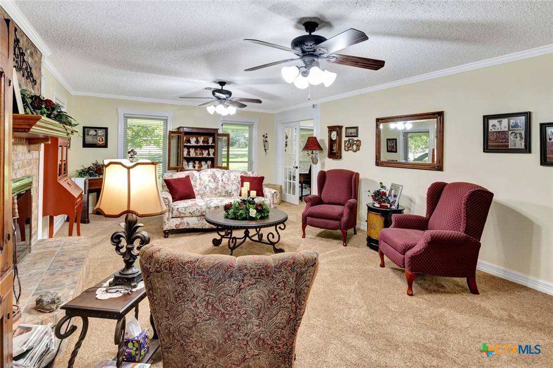 Victoria, TX 77905,570 John Wayne TRL