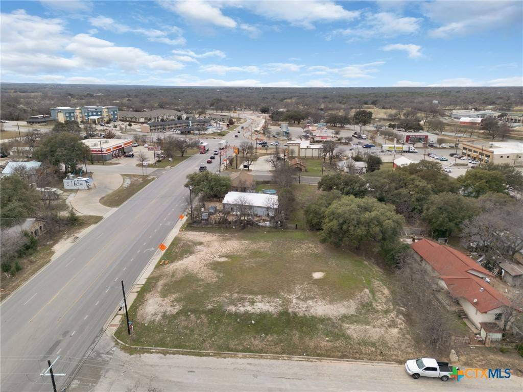 Lampasas, TX 76550,205 Central Texas EXPY