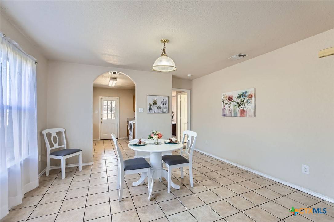 San Antonio, TX 78250,8803 Fenwood ST