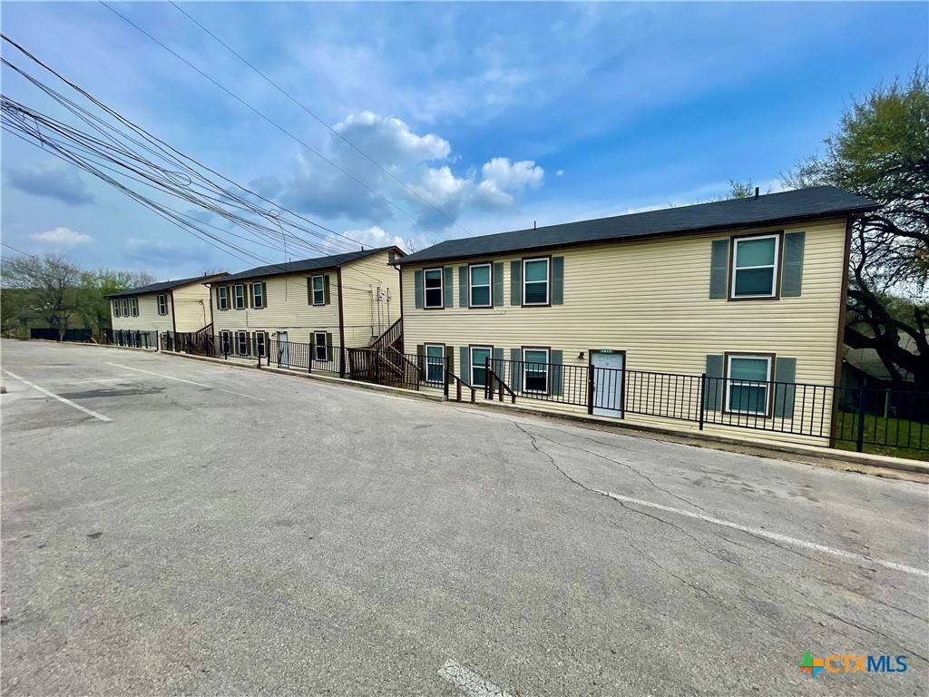 San Marcos, TX 78666,1009-1019 Advance ST