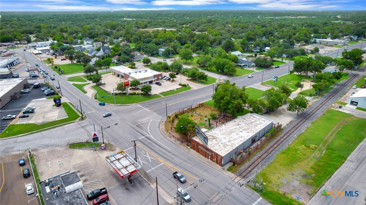 Victoria, TX 77901,104 E Rio Grande ST