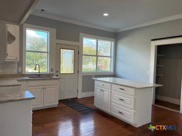 Gonzales, TX 78629,1612 Saint Peter ST