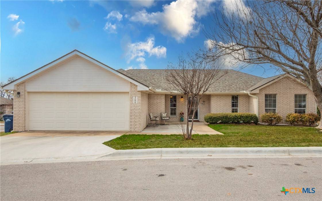 Burnet, TX 78611,700 Cottonwood DR