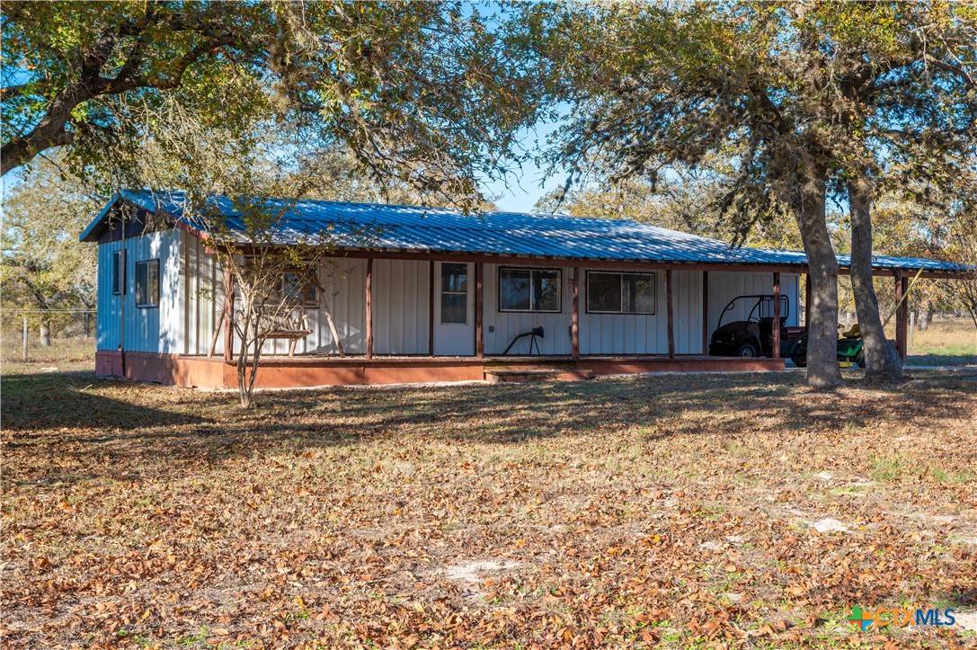 Stockdale, TX 78160,847 Littlehorn LN