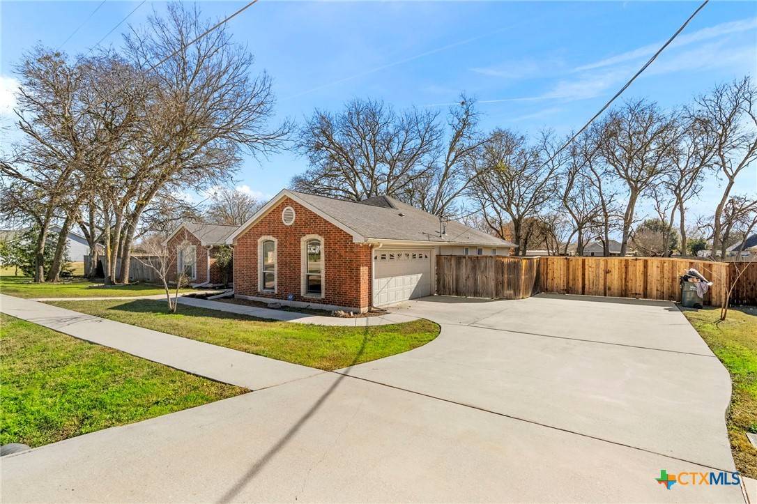 Martindale, TX 78655,250 Hummingbird WAY