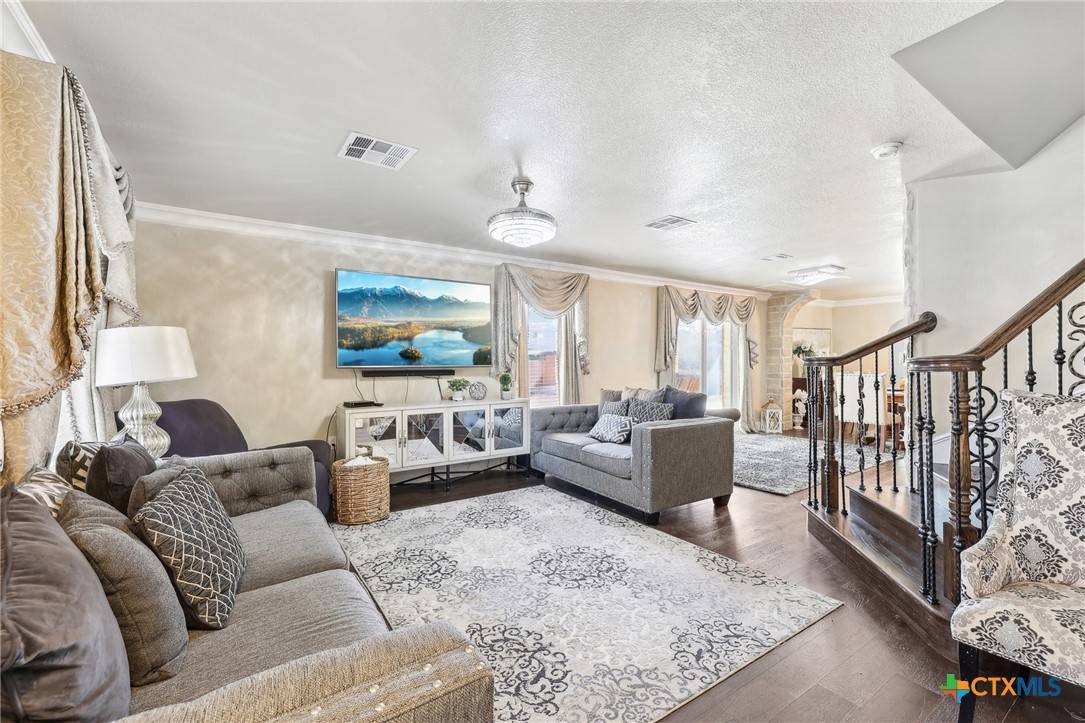 Manor, TX 78653,18205 Great Falls DR