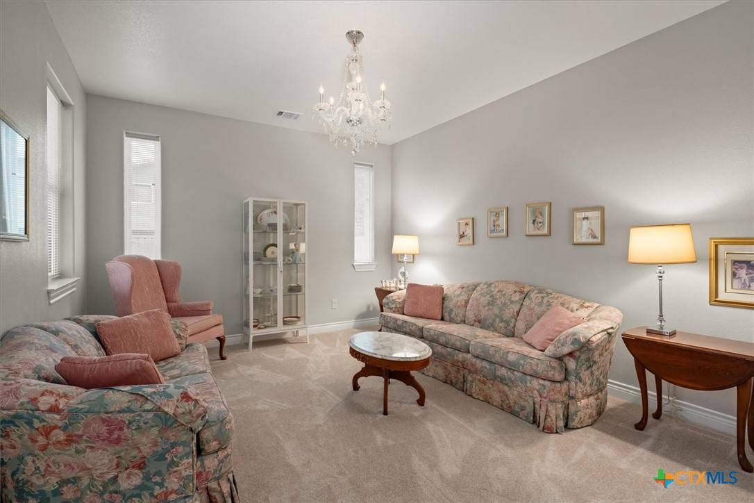 Lockhart, TX 78644,727 S Guadalupe ST