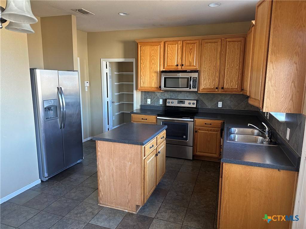 Killeen, TX 76549,6007 Shamrock DR