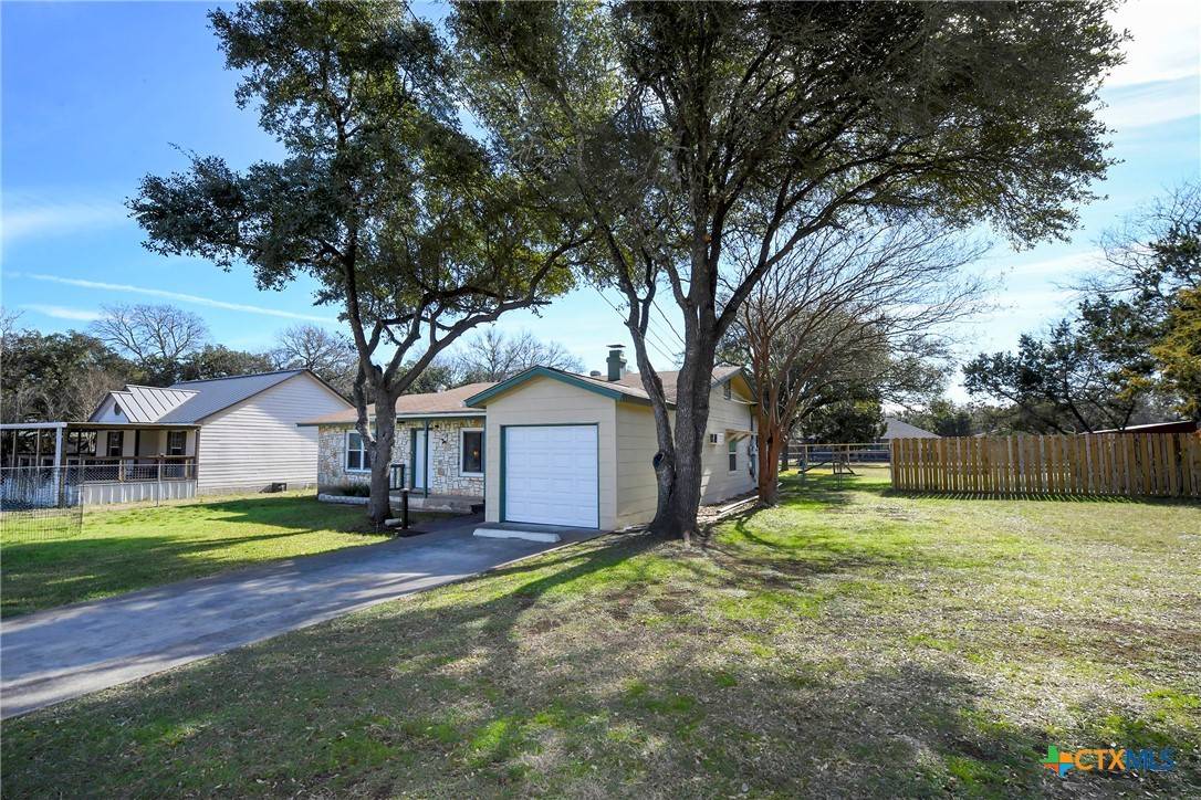 Canyon Lake, TX 78133,418 Paradise DR