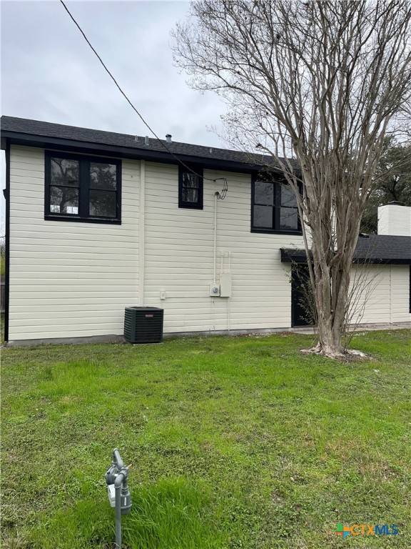 Victoria, TX 77901,1901 E Warren AVE