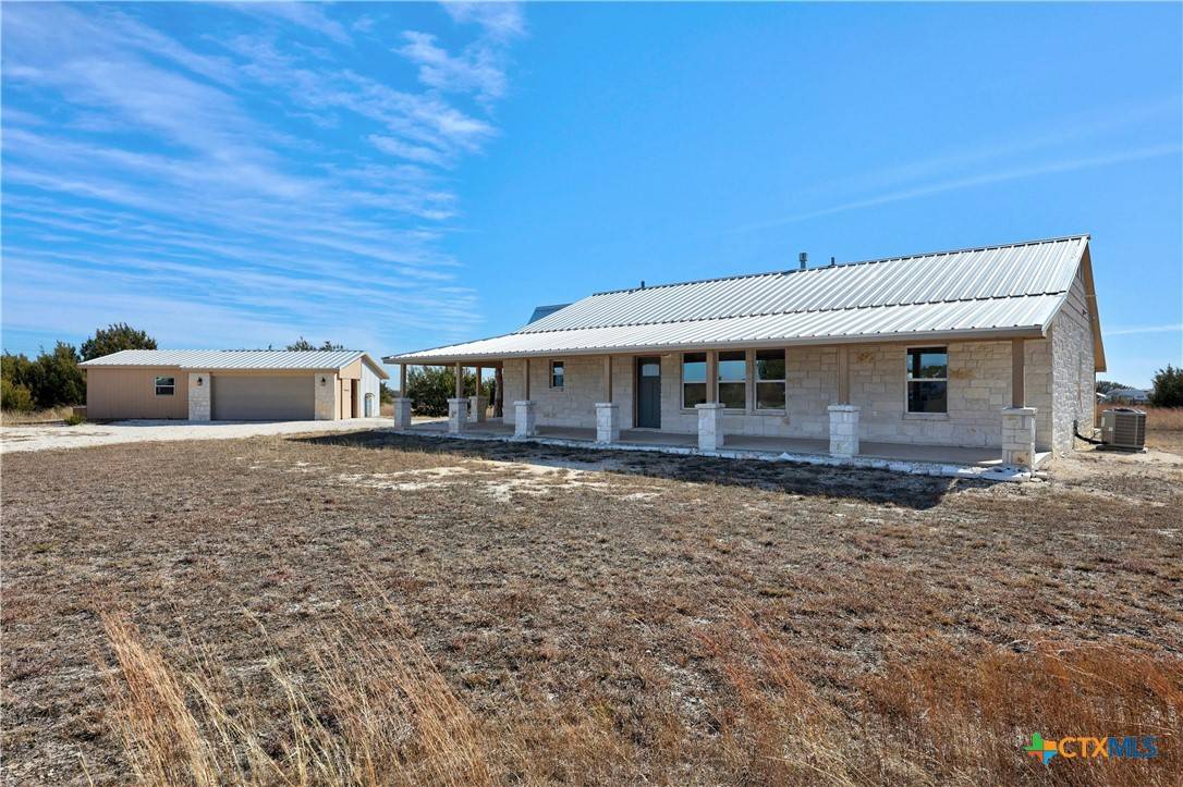 Briggs, TX 78608,323 County Road 229