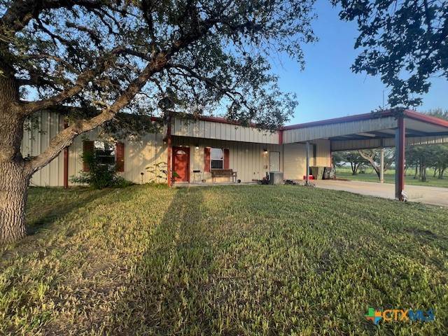 Goliad, TX 77963,461 Lassman RD