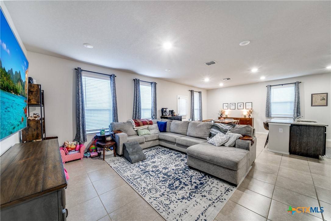 Seguin, TX 78155,2421 Ayers DR