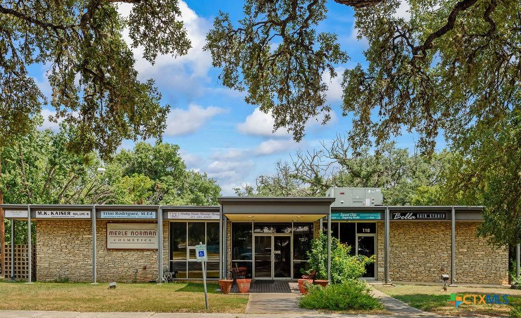 San Marcos, TX 78666,705 W Hopkins ST