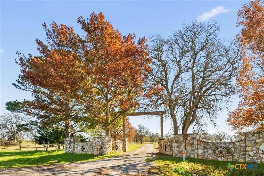 Lockhart, TX 78644,3383 E FM 20