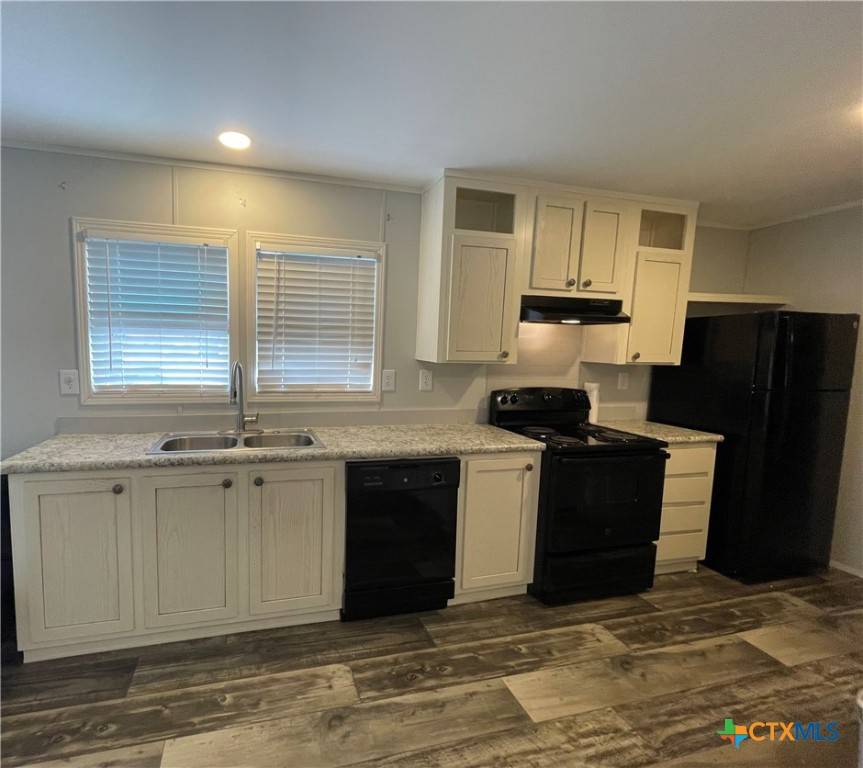 Lometa, TX 76853,349 9th ST