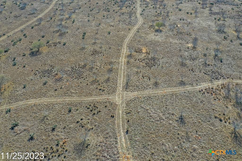 Dilley, TX 78017,TR 4 000 US HWY 85 ST