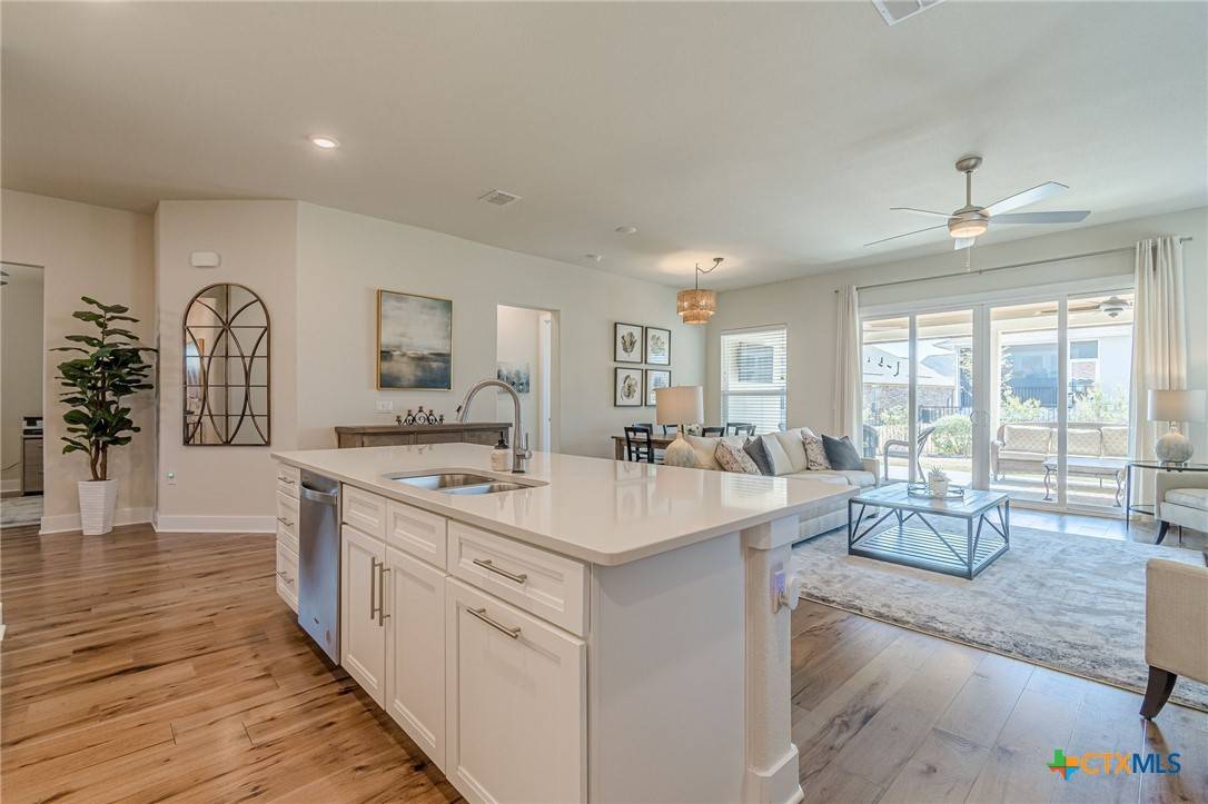 San Marcos, TX 78666,1363 Dancing Oak LN