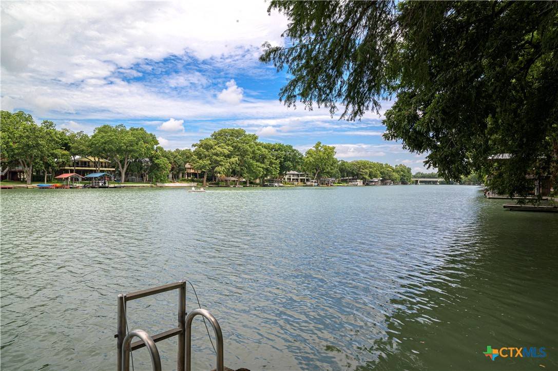 Seguin, TX 78155,92 Turtle LN