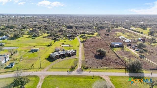 Victoria, TX 77905,103 Forest View DR