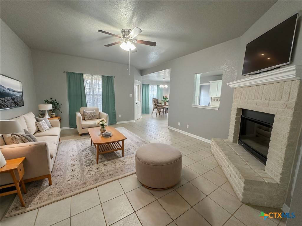 Gatesville, TX 76528,308 Woods DR