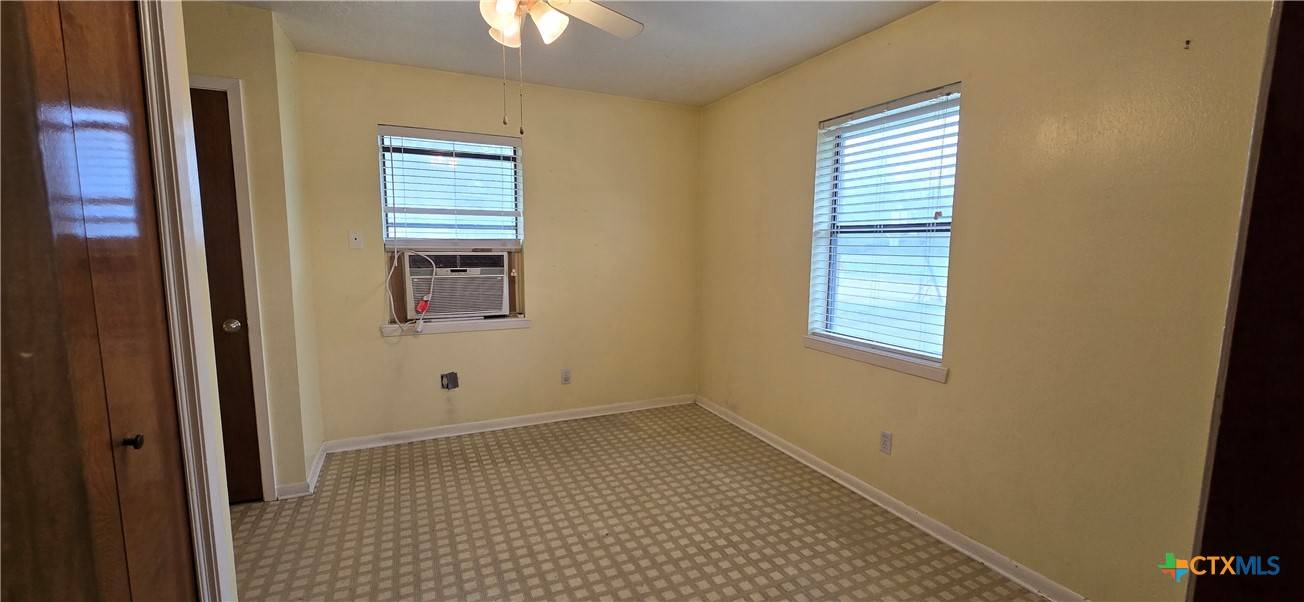 Rockdale, TX 76567,701 Burleson ST